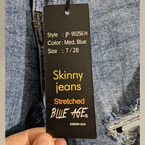 NWT Blue Age Distressed Skinny Jeans Size 7 - Picture 7 of 12